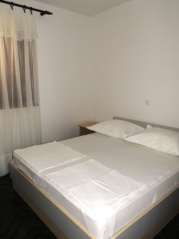Apartments Granic Baška Voda Buitenkant foto